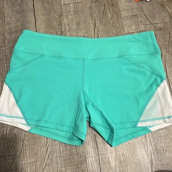 Born Primitive - Booty Activewear Shorts - Size XL - Bluish/Green - Picture 4 of 9